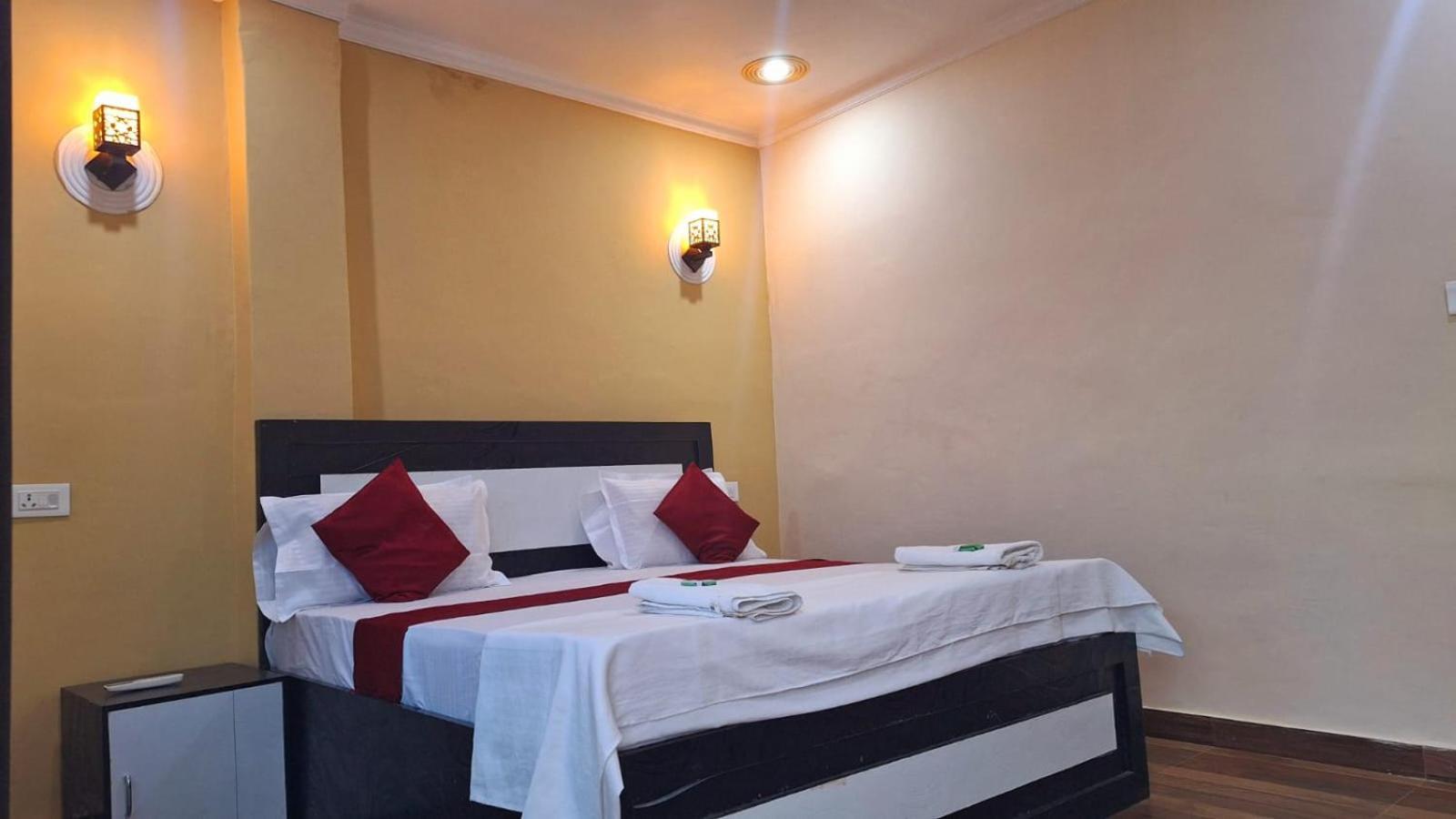 Mohit Paying Guest House Váránaszi Kültér fotó