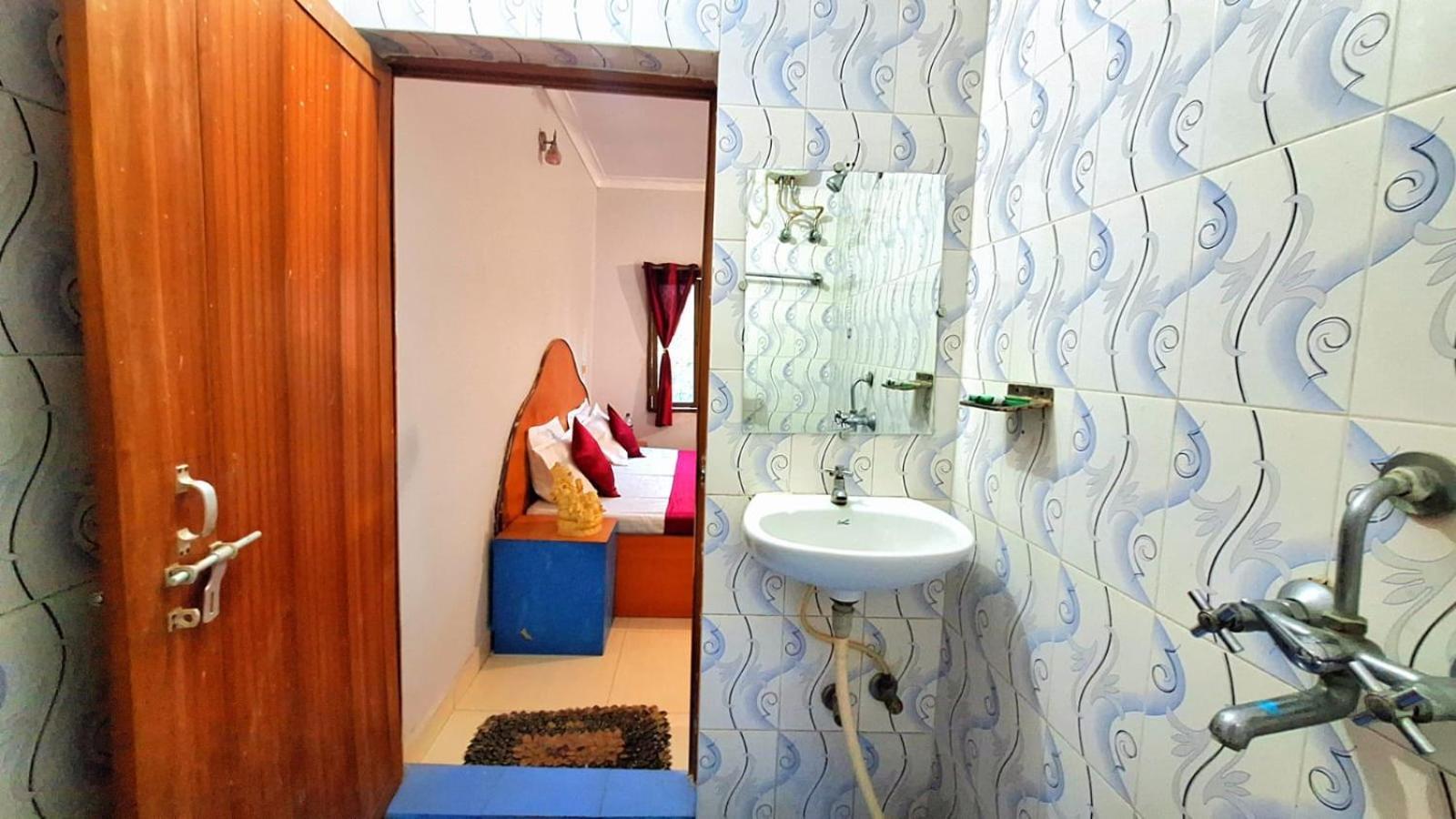 Mohit Paying Guest House Váránaszi Kültér fotó